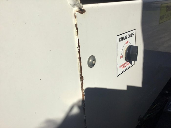 2013 Hino 2844 6X4 Trout River Live Bottom Body Ex Govt Low Klm Chip Spreader All Extras Fract New 2844 6X4 RIGIDS WHITE