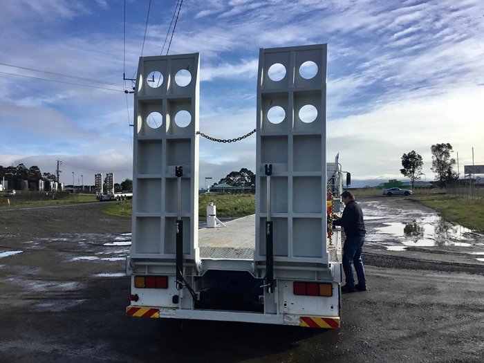 2018 STONESTAR Tri Axle Heavy Duty Pins Ramps Airbag $63000 Plus Gst BLUE