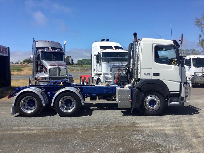 2015 Volvo Fm540 E5 Xlocks Full History A Bouble Rated $145500+Gst FM540 DAY CAB SUIT TIPPER WHITE