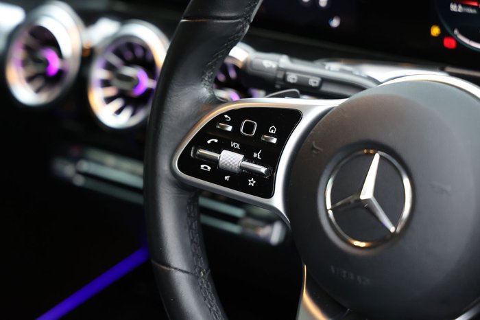 2022 Mercedes-Benz GLB-Class GLB200