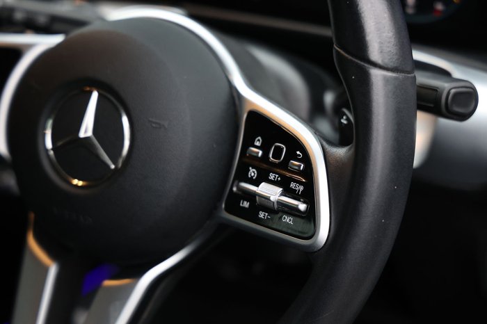 2022 Mercedes-Benz GLB-Class GLB200