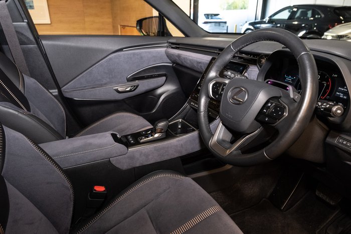 2024 Lexus LBX HEV LBX Sports Luxury 2WD