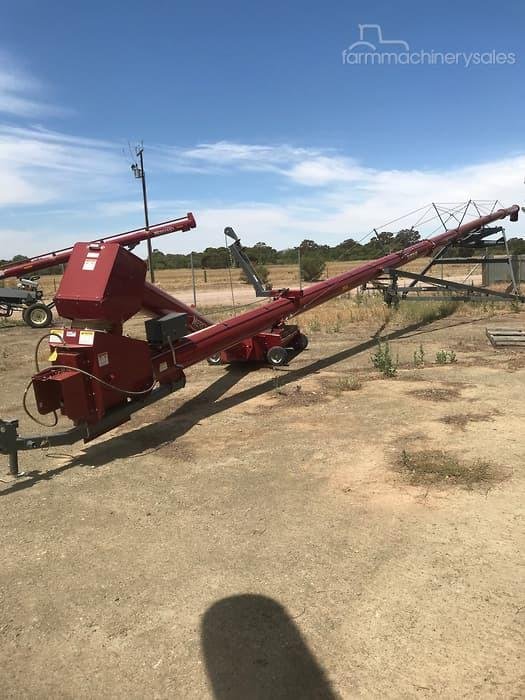 2023 Meridian SLMD 12 72 Swing Away Auger