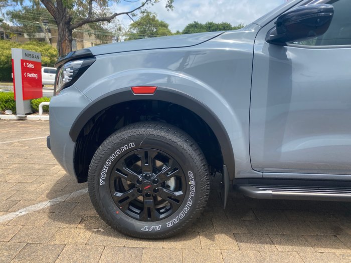 2025 Nissan Navara PRO-4X