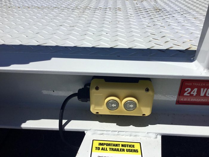 2020 TAGALONG 7,4 Mt Deck Hyd Ramps Leg Wb Tb Tie Downs Etc $30000+Gst WHITE