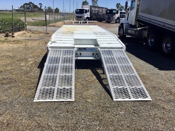2020 TAGALONG 7,4 Mt Deck Hyd Ramps Leg Wb Tb Tie Downs Etc $30000+Gst WHITE
