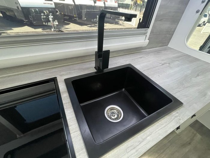 2024 Atlas Caravans Rvs 196R