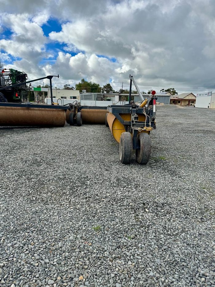 2023 Agshield 12-46-3 Landroller