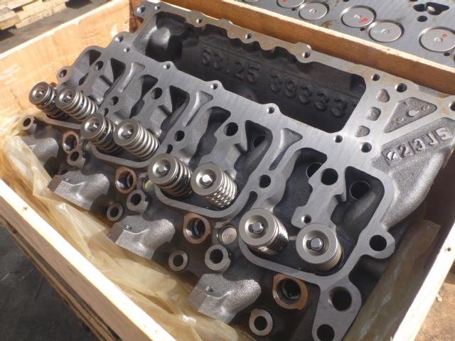 CYLINDER HEAD Cummins 4BT