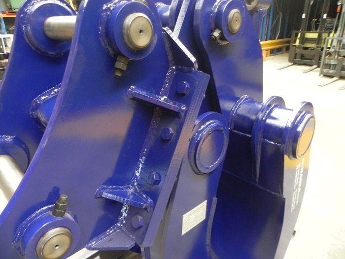 DASSA 1 30 tonne Grapples
