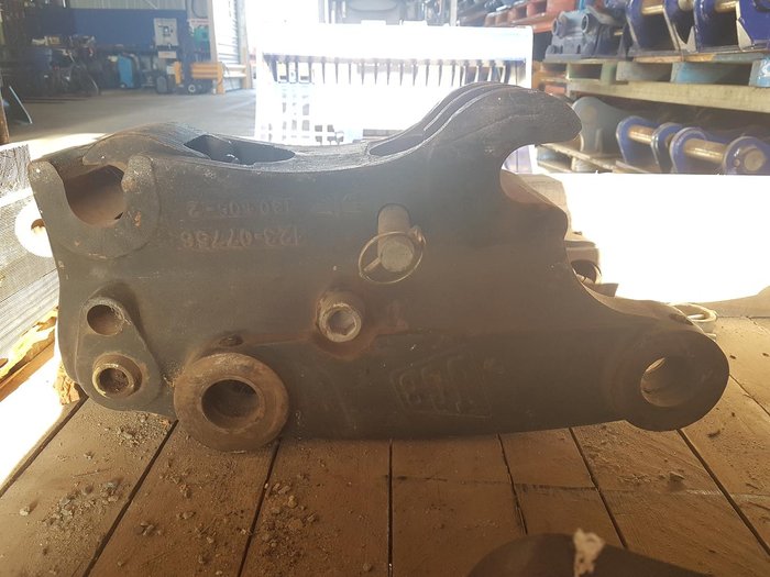 JCB Quickhitch Suits 3Cx Etc