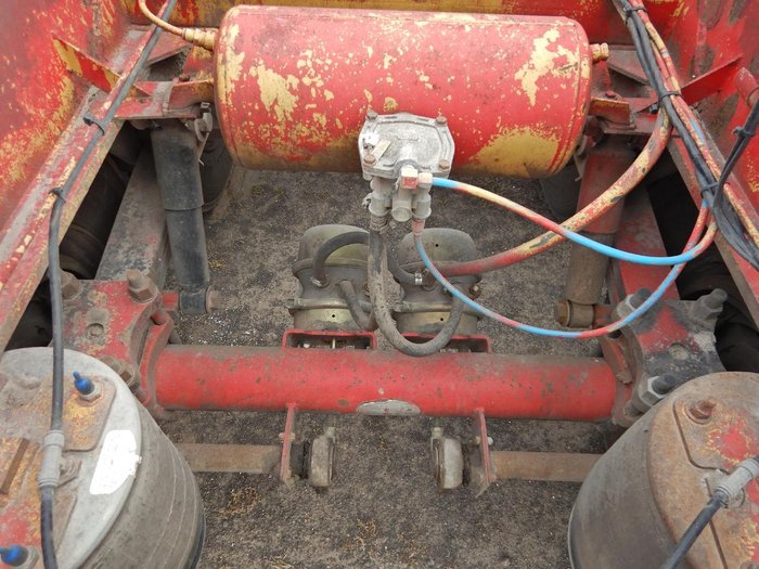 1996 Plunkett Triaxle Logging Skel B Double