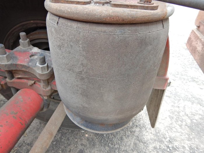 1996 Plunkett Triaxle Logging Skel B Double