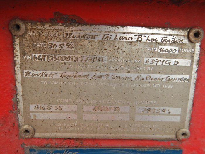 1996 Plunkett Triaxle Logging Skel B Double