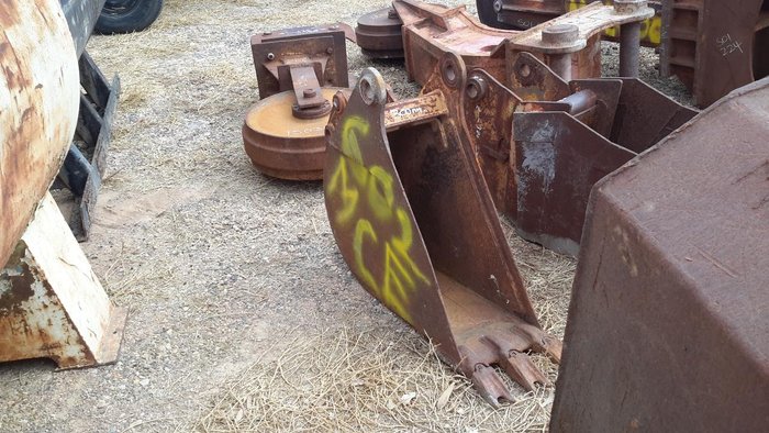 Custom Ditching Bucket 200Mm Wide