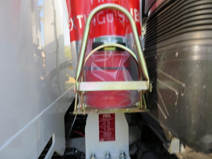 2025 Isuzu F Series FYH 300-350 White