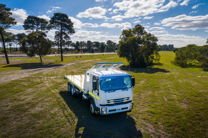 2024 Isuzu Fyh 300-350 F SERIES White