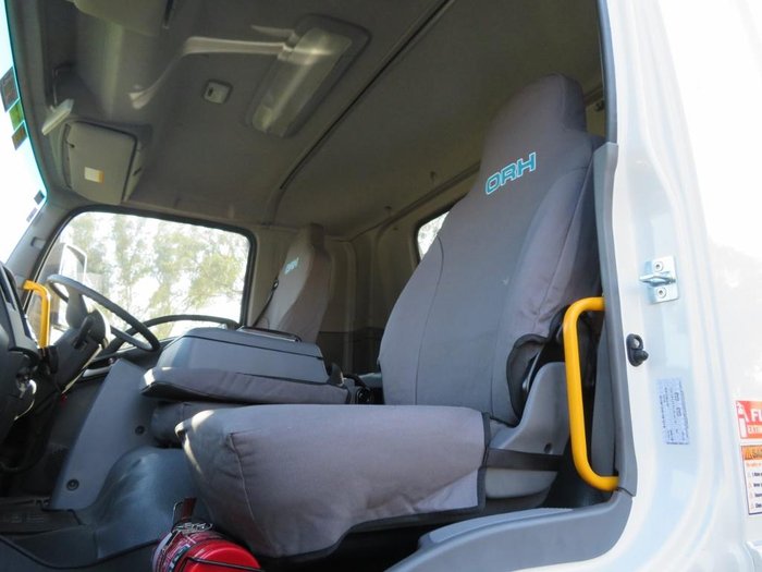 2025 Isuzu F Series FYH 300-350 White