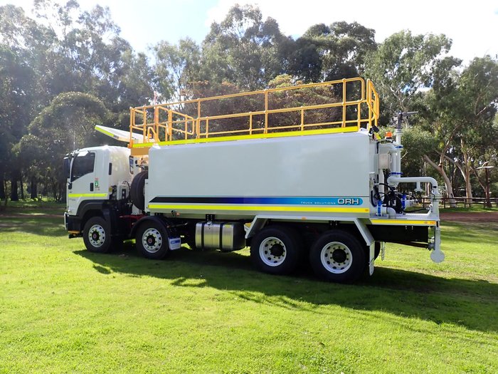 2025 Isuzu F Series FYH 300-350 White