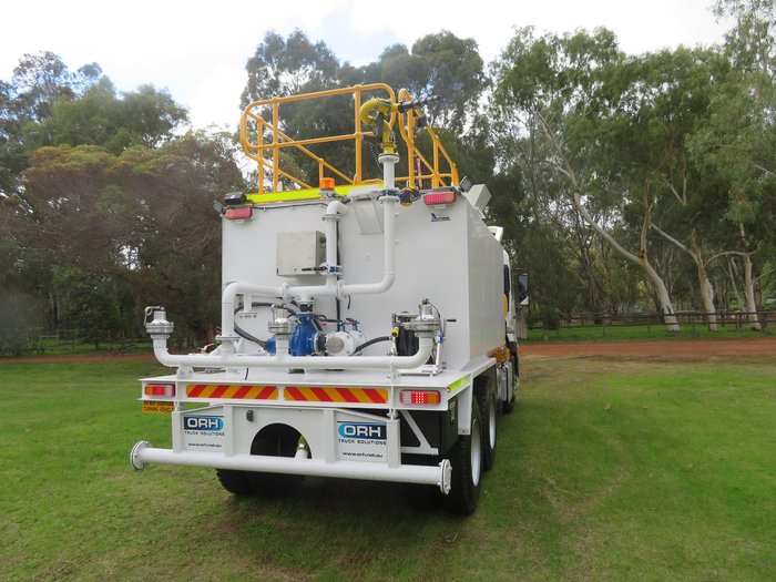 2024 UD Quon CG 30 360 White