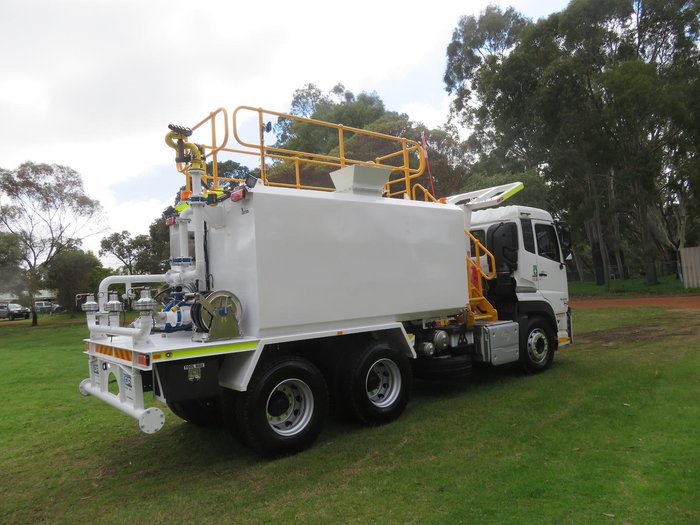 2024 UD Quon CG 30 360 White