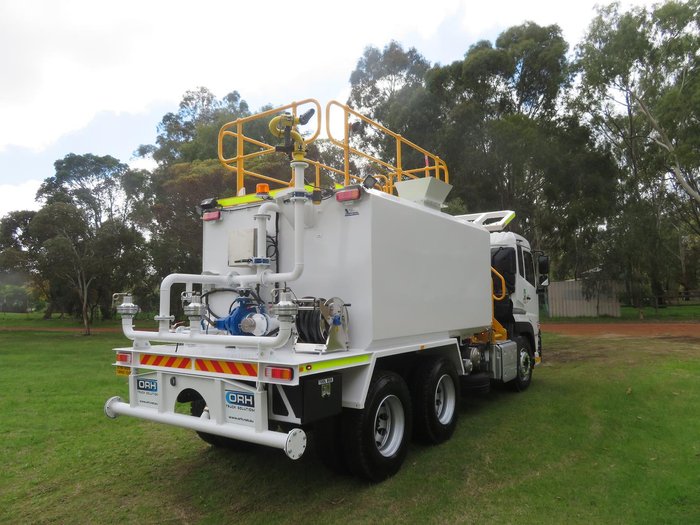 2024 UD Quon CG 30 360 White