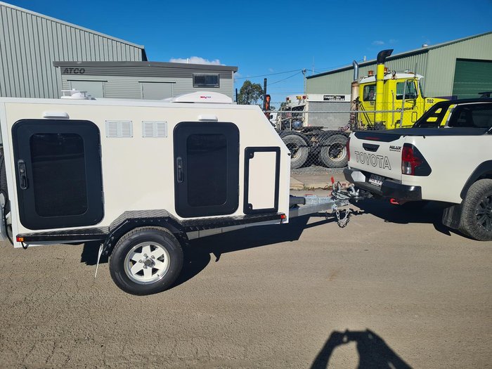 2024 McNeill Deluxe 4 Berth Trailer White