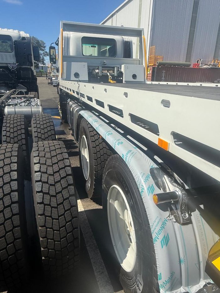 2026 Isuzu F Series FVZ 260-300 AT R55 White