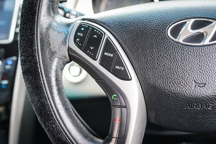 2014 HYUNDAI i30 ELITE