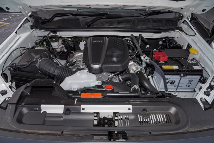 2025 Isuzu D-MAX SX