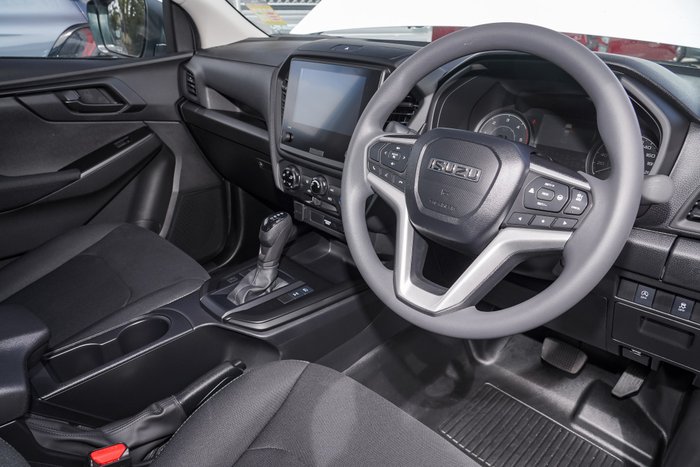 2025 Isuzu D-MAX SX