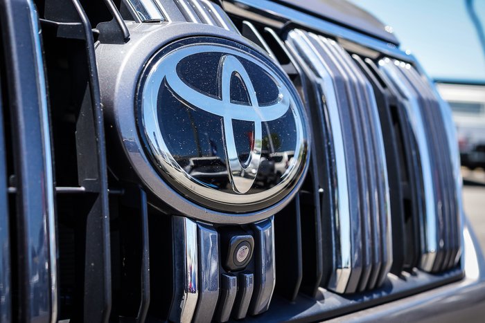 2020 Toyota PRADO VX