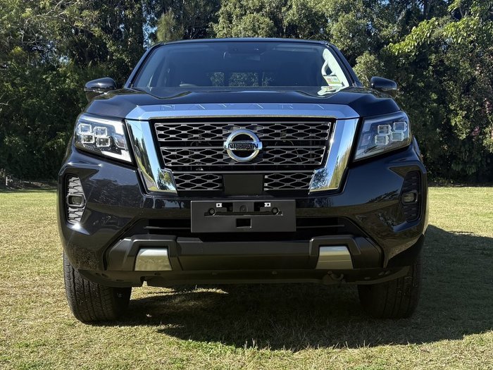 2025 NISSAN NP300 NAVARA ST-X
