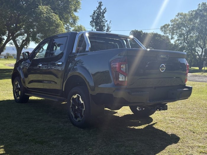2025 NISSAN NP300 NAVARA ST-X