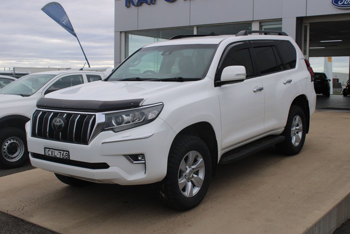 2017 TOYOTA LANDCRUISER PRADO