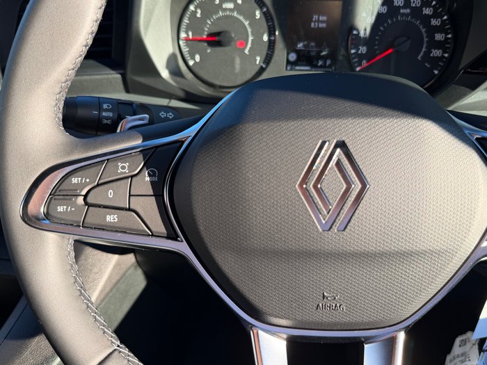 2026 RENAULT MASTER