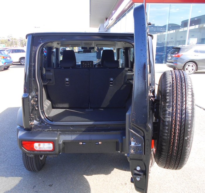 2025 SUZUKI JIMNY XL