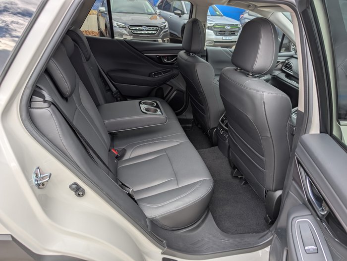 2024 Subaru Outback AWD Touring