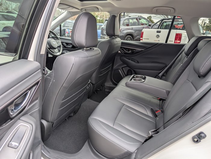 2024 Subaru Outback AWD Touring