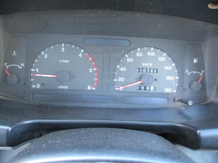 2002 Holden Rodeo DX TF MY02 White