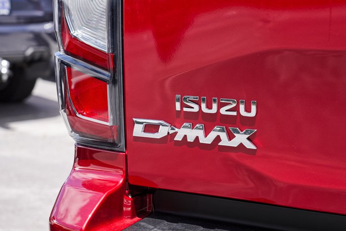 2025 Isuzu D-MAX X-TERRAIN