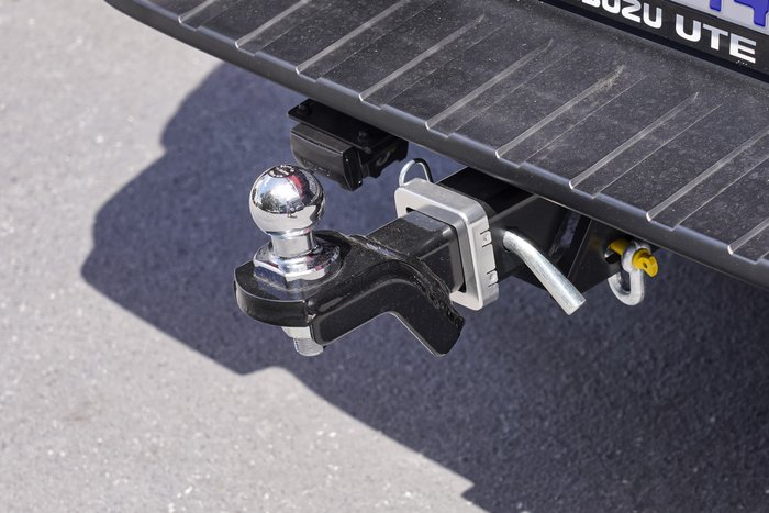 2025 Isuzu D-MAX X-TERRAIN