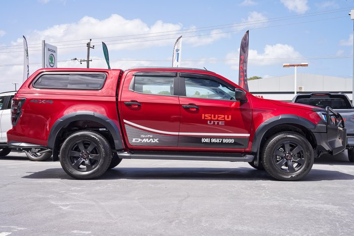2025 Isuzu D-MAX X-TERRAIN
