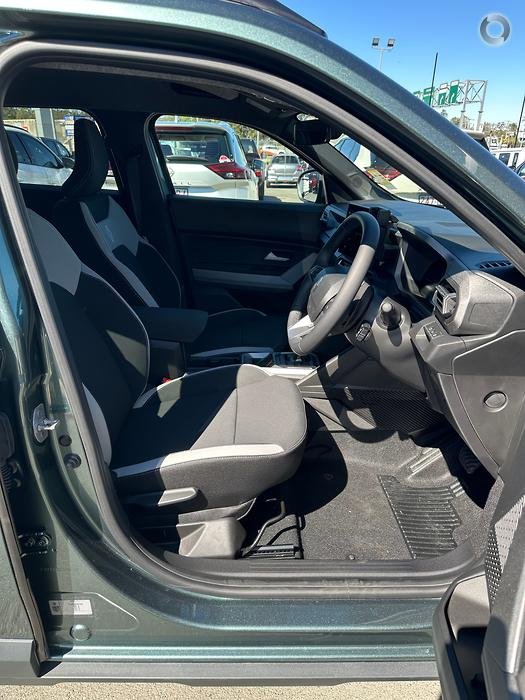 2025 Renault Duster Techno