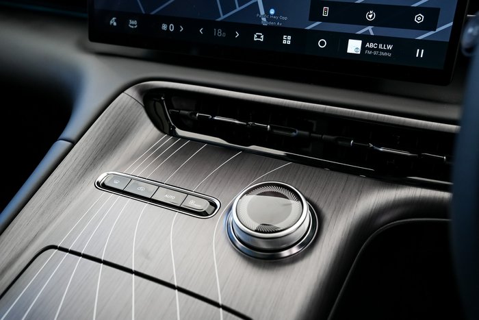 2025 Geely Starray EM-i Inspire