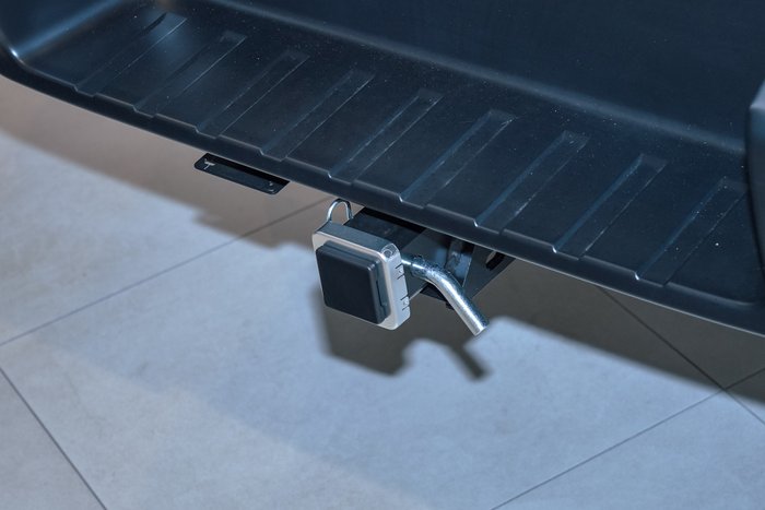 2025 Isuzu D-MAX BLADE