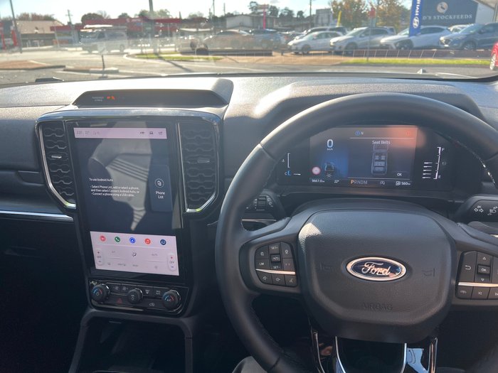 2025 FORD EVEREST TREND