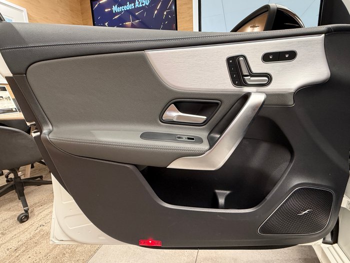 2019 MERCEDES-BENZ A250 4MATIC