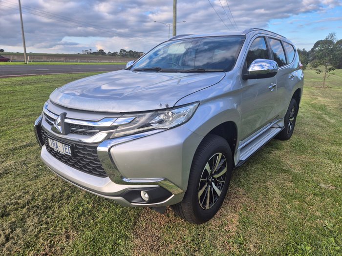 2016 Mitsubishi Pajero Sport GLS