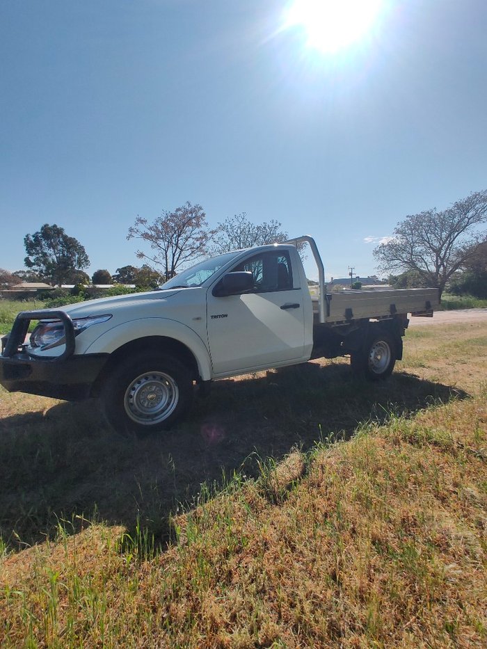 2017 Mitsubishi Triton GLX